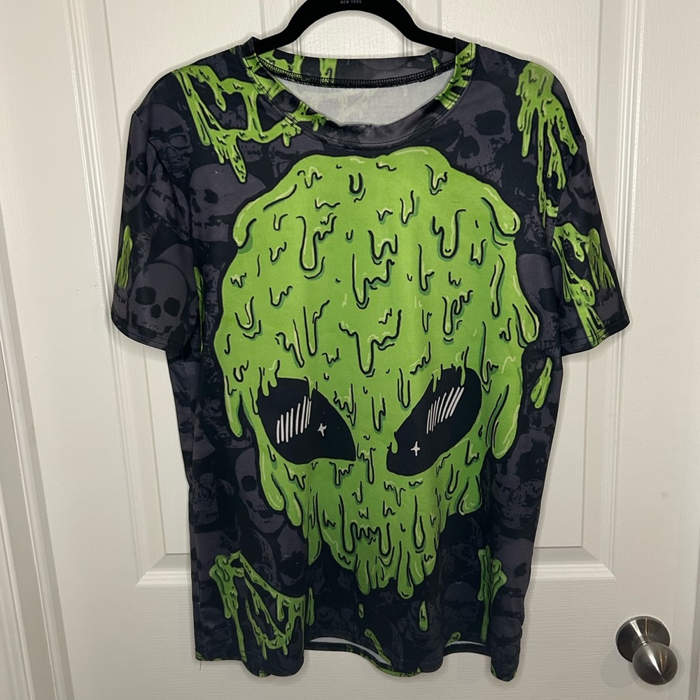 Men’s Alien Tshirt Size L Large no tag